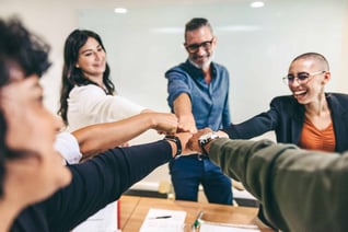 Fostering Team Unity: The Ultimate Guide to Employee Rewards Programs