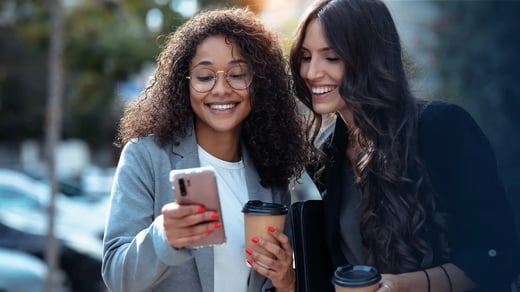 Gratitude Gifts for Employees: Easy Ways to Show Appreciation All Year