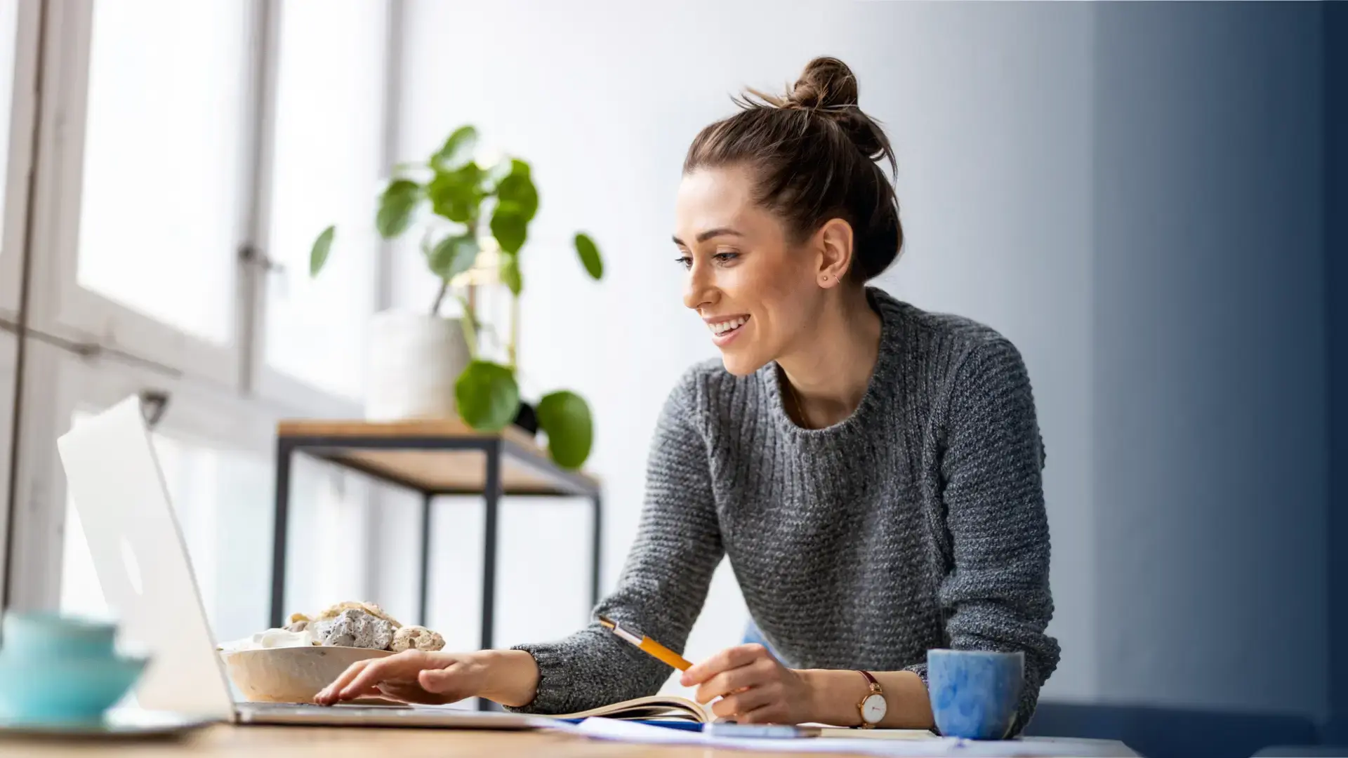 How To Send Amazon Gift Cards In Bulk (Email Delivery & More Options)