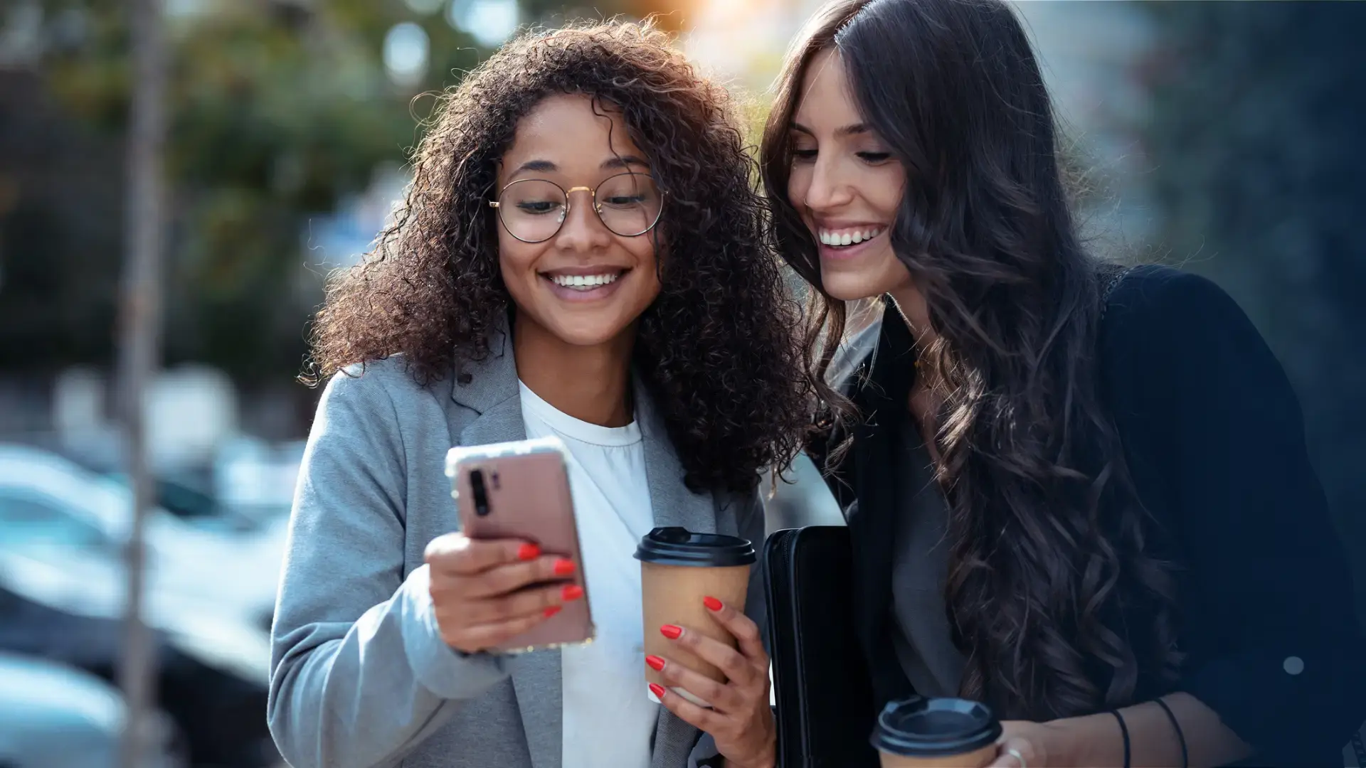 Gratitude Gifts for Employees: Easy Ways to Show Appreciation All Year